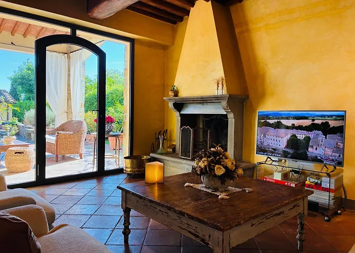 Dante Country House - Casa con Piscina Privata e Jacuzzi tra Firenze e Chianti